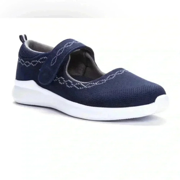 Propet Travelbound Mary Jane Navy Women’s 8.5 Wide Excellent Condition - Picture 1 of 4
